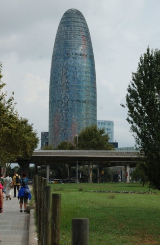 Torre Aqbar, et markant pejlemærke